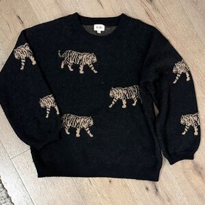 BiBi Black and Tan Tiger Pattern Women's Crewneck Sweater
